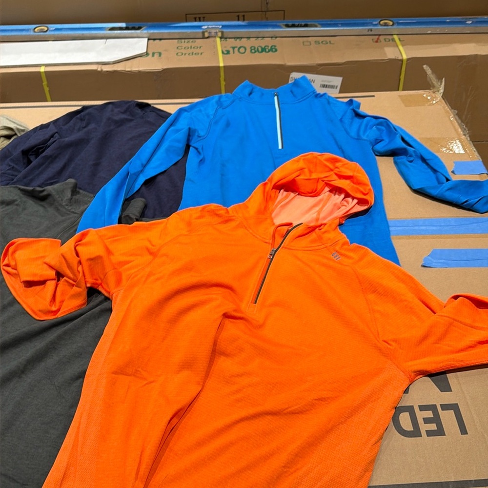 Lululemon Men green/ blue/ orange/ blue navy.